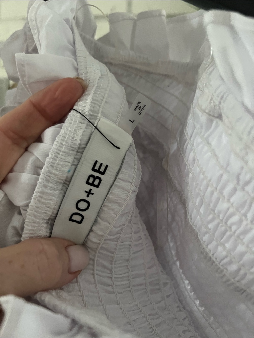 DO+BE white Ruffled crop top - Picture 4 of 4